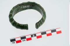 Foto von Bronzebuckelarmreif (NHMW-PRAE-023898)